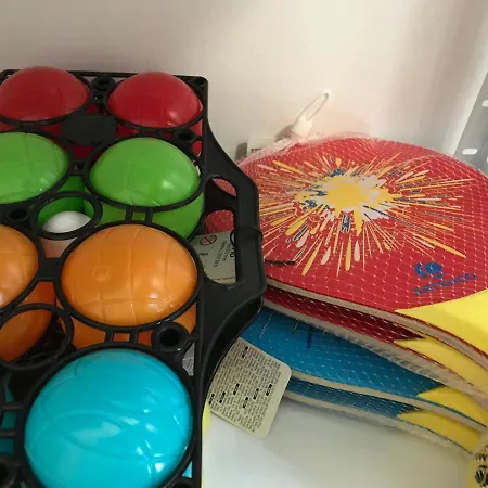 Rozsabarack Vendeghazak *