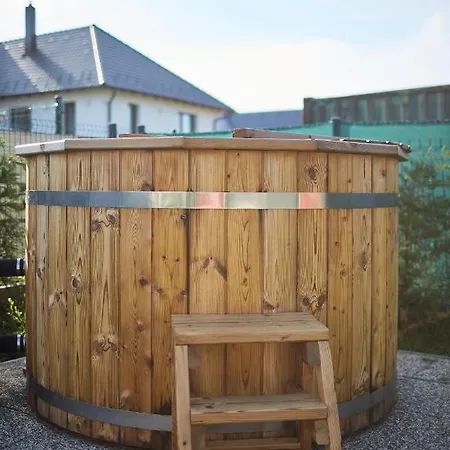 Rozsabarack Vendeghazak 公寓