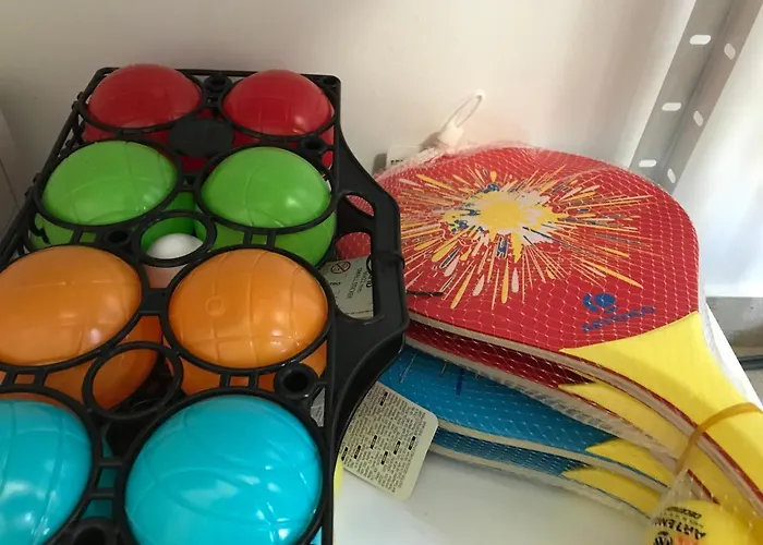 Rozsabarack Vendeghazak *