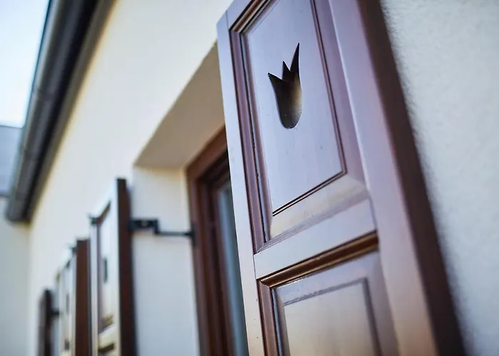 Rozsabarack Vendeghazak Apartment *