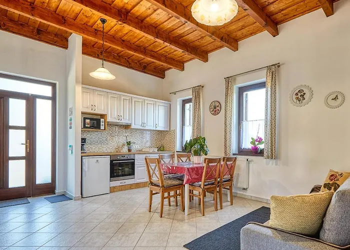Apartament Rozsabarack Vendeghazak
