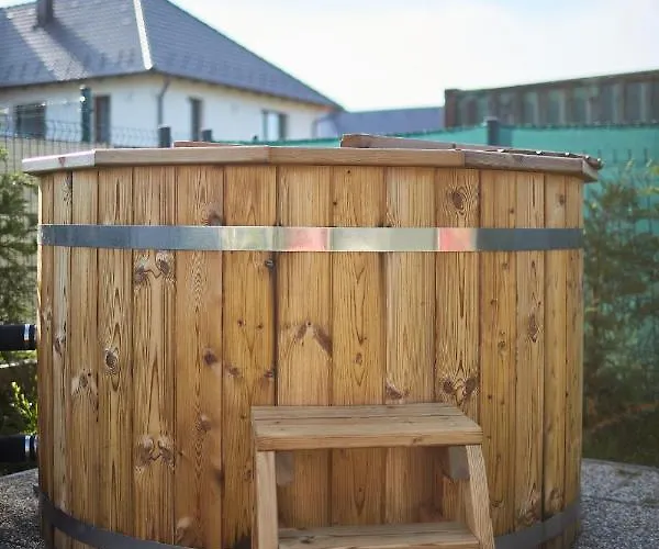 Rozsabarack Vendeghazak Lägenhet
